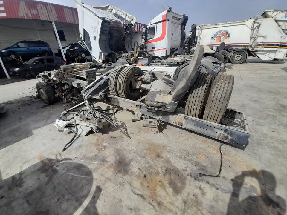 RENAULT MIDLUM DXI5 EURO 4   |   01.07 - 01.10 foto 5