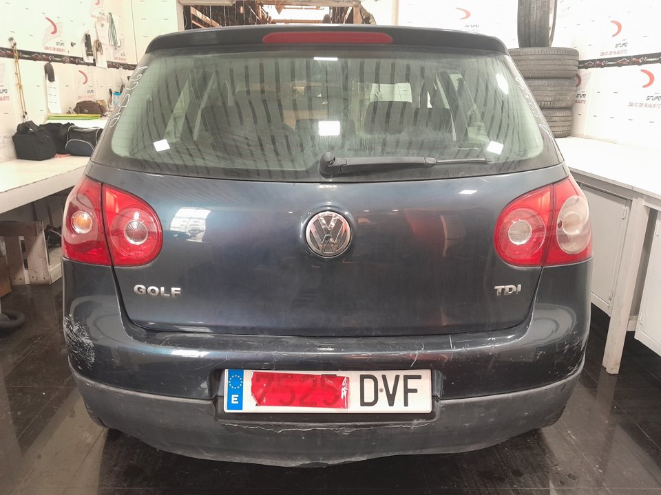 VOLKSWAGEN GOLF V BERLINA (1K1) Conceptline (E)   |   0.03 - ... foto 10