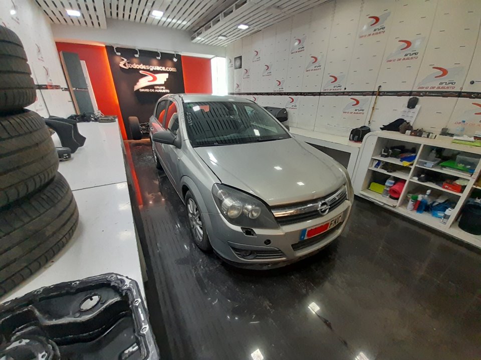 OPEL ASTRA H BER. 1.7 16V CDTI   |   0.06 - ... foto 2