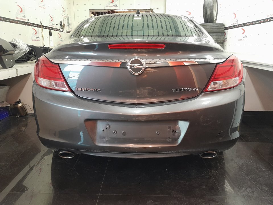 OPEL INSIGNIA BERLINA 2.0 16V Turbo CAT Motor 2,0 Ltr. - 184 kW 16V Turbo CAT