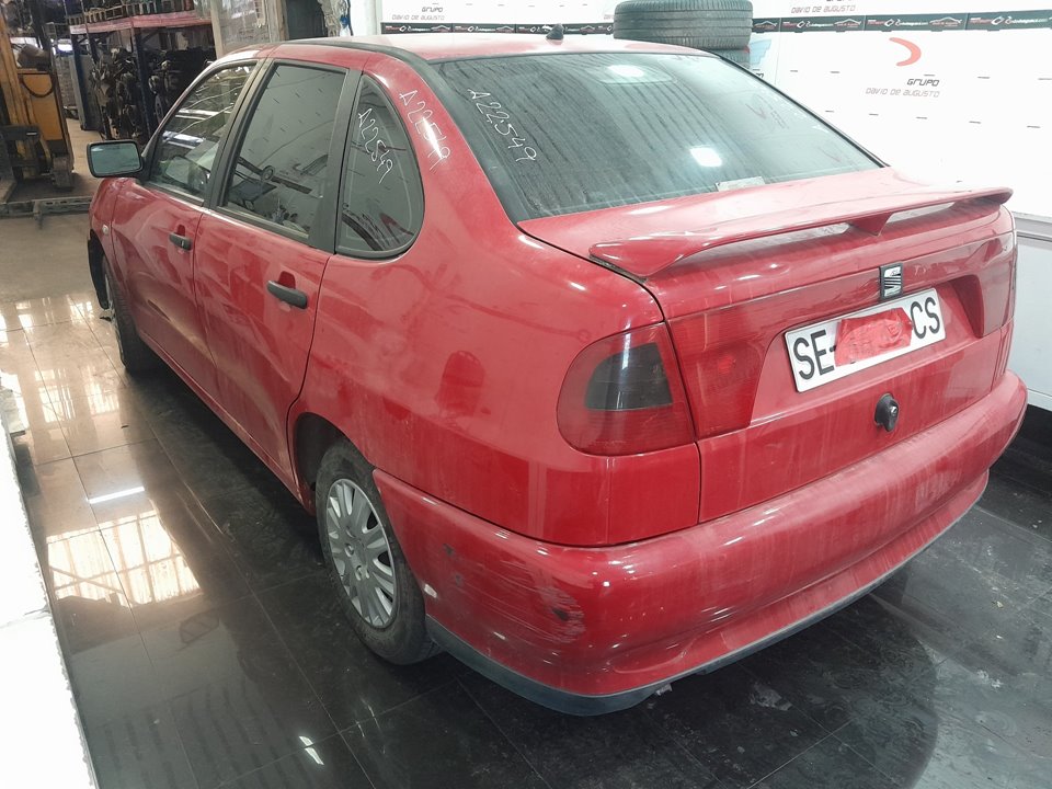 SEAT CORDOBA BERLINA (6K2) Dream   |   05.96 - ... foto 8