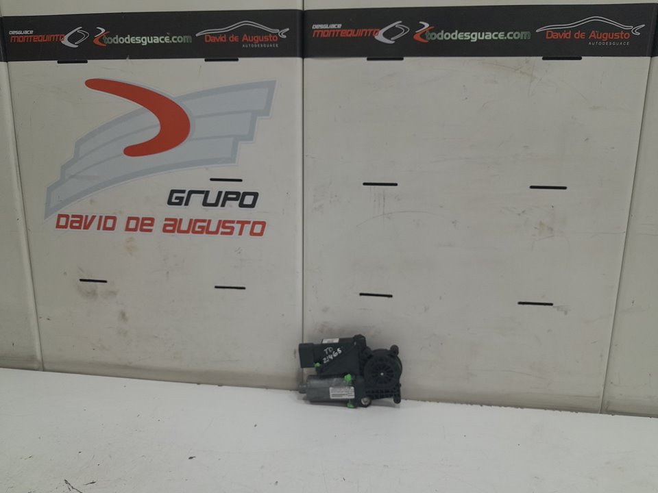 MOTOR ELEVALUNAS TRASERO DERECHO