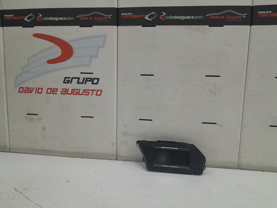 PANTALLA MULTIFUNCION