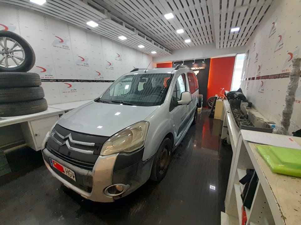 CITROEN BERLINGO CUADRO Mixto L Motor 1,6 Ltr. - 66 kW 16V HDi foto 3
