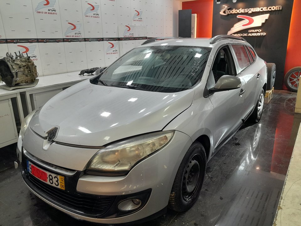 RENAULT MEGANE III SPORT TOURER Business   |   09.10 - 12.16 foto 3