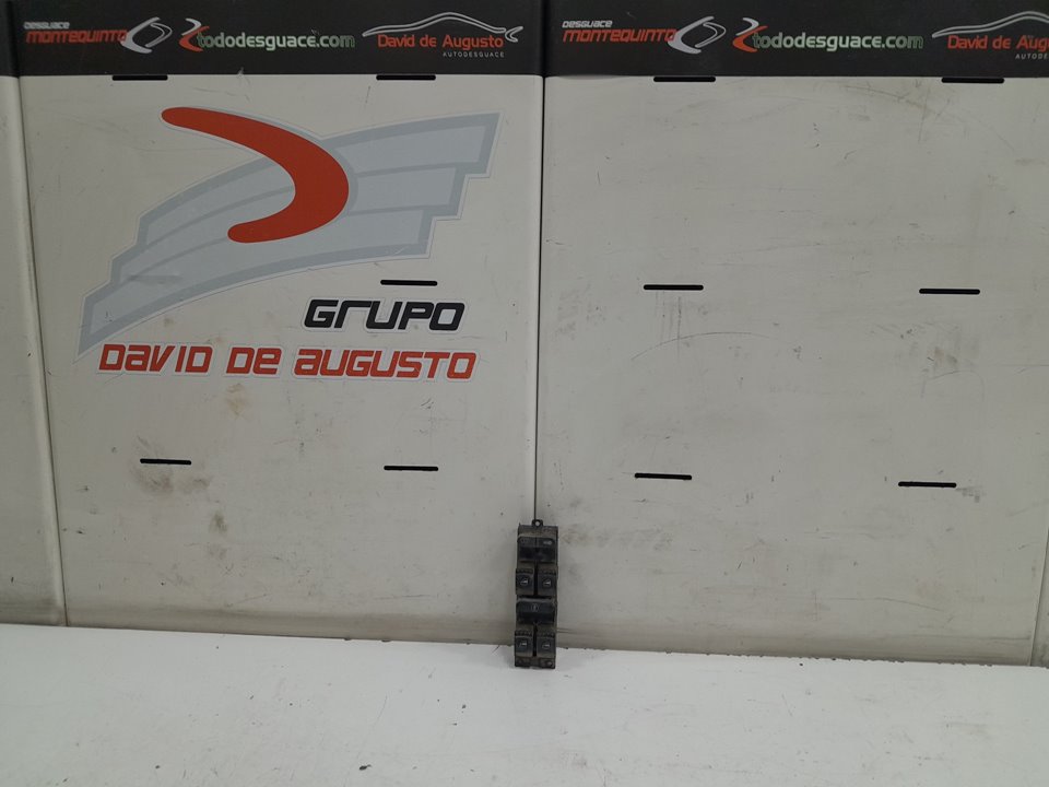 MANDO ELEVALUNAS DELANTERO IZQUIERDO