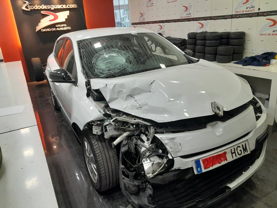 RENAULT MEGANE III BERLINA 5 P Expression   |   10.08 - 12.10 foto 2