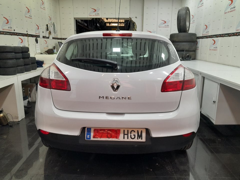 RENAULT MEGANE III BERLINA 5 P Expression   |   10.08 - 12.10 foto 8