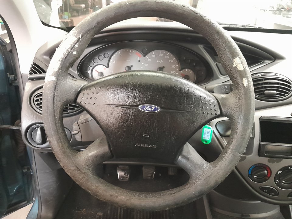 FORD FOCUS BERLINA (CAK) Ghia   |   01.01 - 12.04