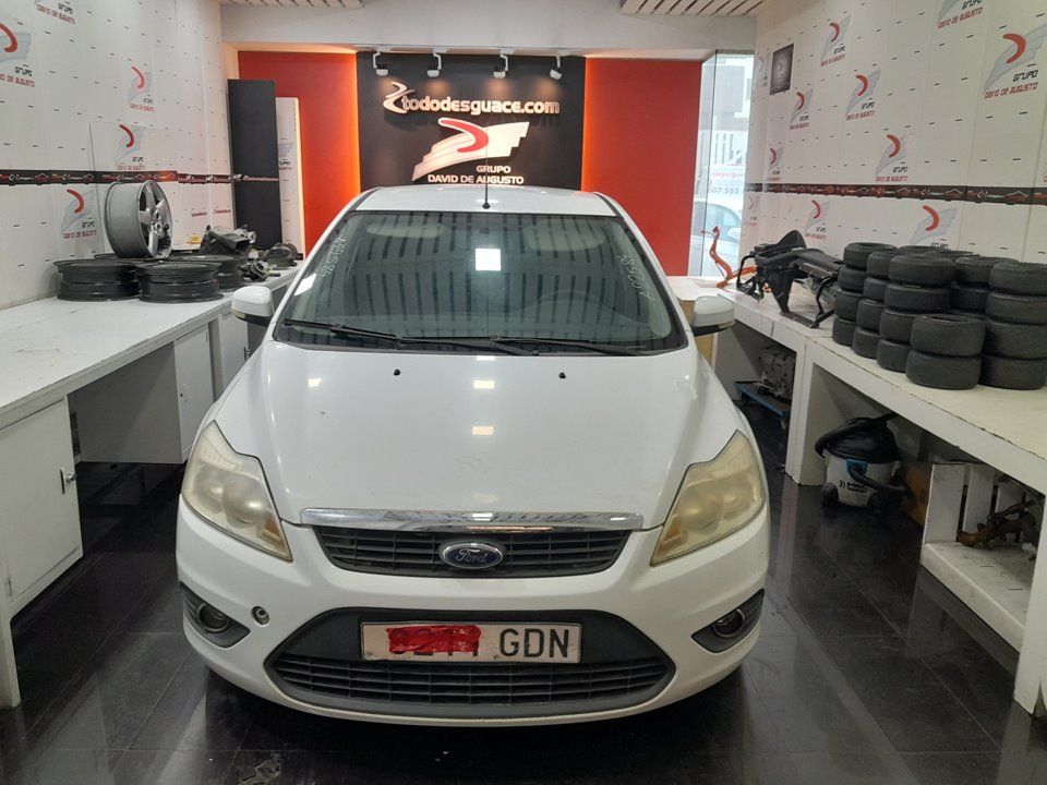 FORD FOCUS BERLINA (CAP) Ghia   |   01.05 - 12.07