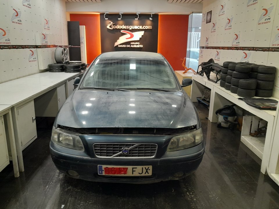 VOLVO S60 BERLINA 2.4 D Kinetic (120kW)   |   05.05 - 12.08