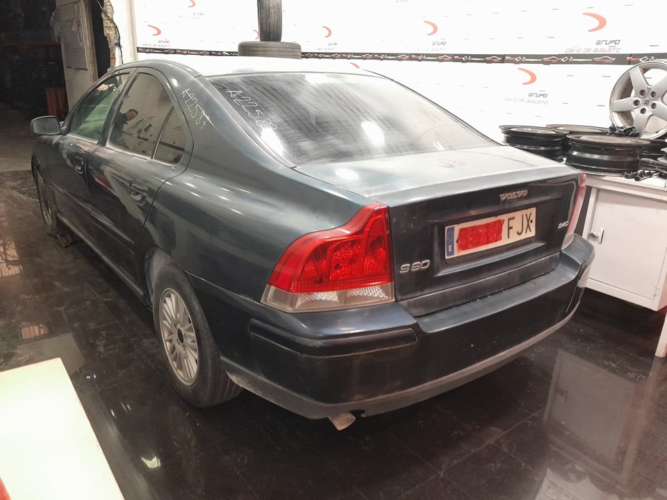 VOLVO S60 BERLINA 2.4 D Kinetic (120kW)   |   05.05 - 12.08 foto 7