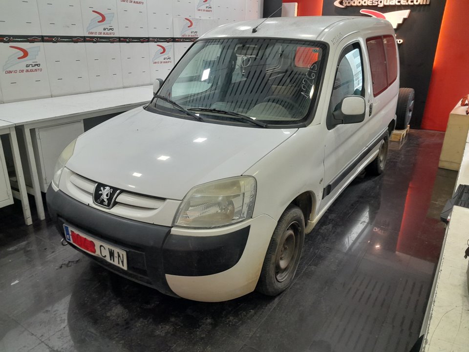 PEUGEOT PARTNER (S2) Combi Pro   |   11.02 - 12.04 foto 3