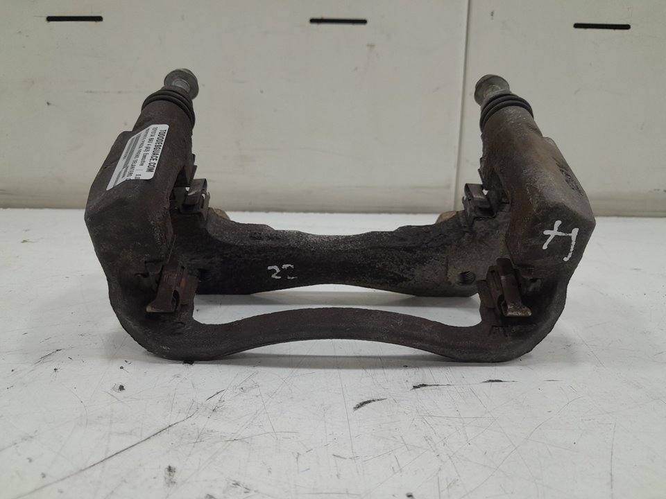SOPORTE PINZA FRENO DELANTERO IZQUIERDO foto 2