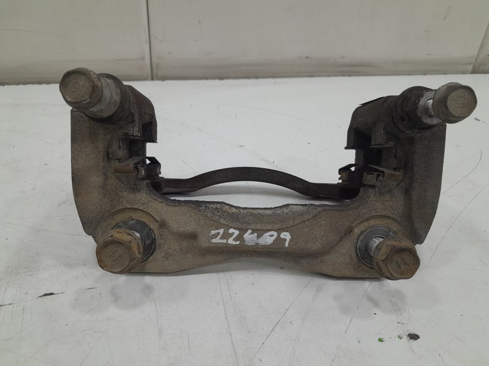 SOPORTE PINZA FRENO DELANTERO IZQUIERDO foto 4