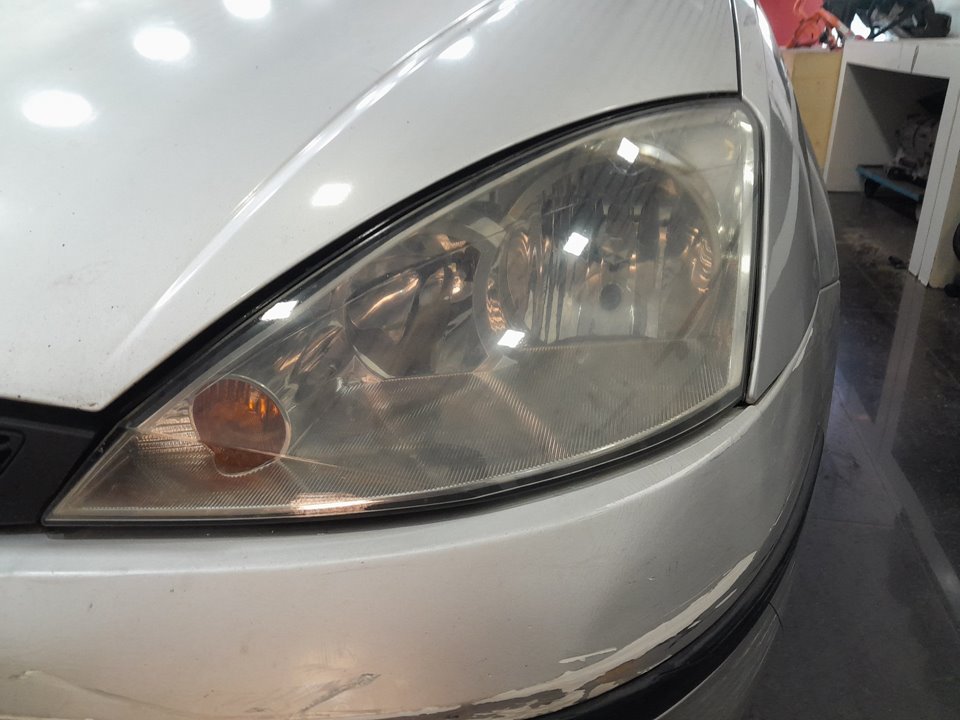 FORD FOCUS TURNIER (CAK) Ambiente   |   08.98 - 12.04 foto 6