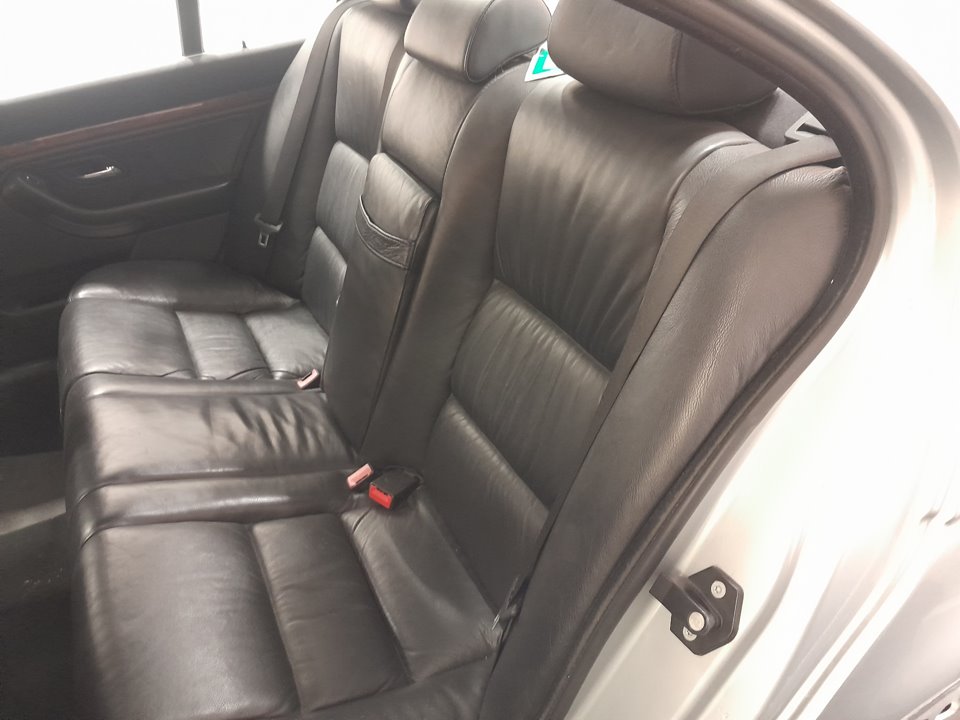 BMW SERIE 5 BERLINA (E39) 520i   |   09.95 - 12.00