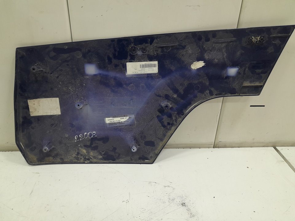 MOLDURA PUERTA  DELANTERA DERECHA RENAULT T 460 DTI 11 460 EURO VI