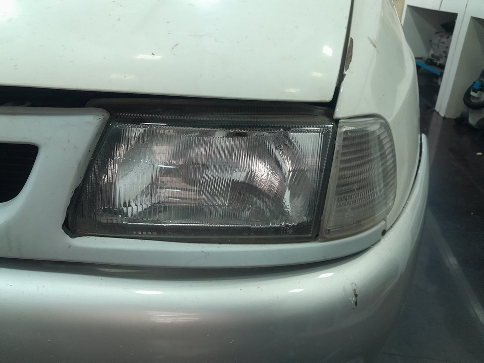 SEAT IBIZA (6K) Básico   |   10.96 - ... foto 6