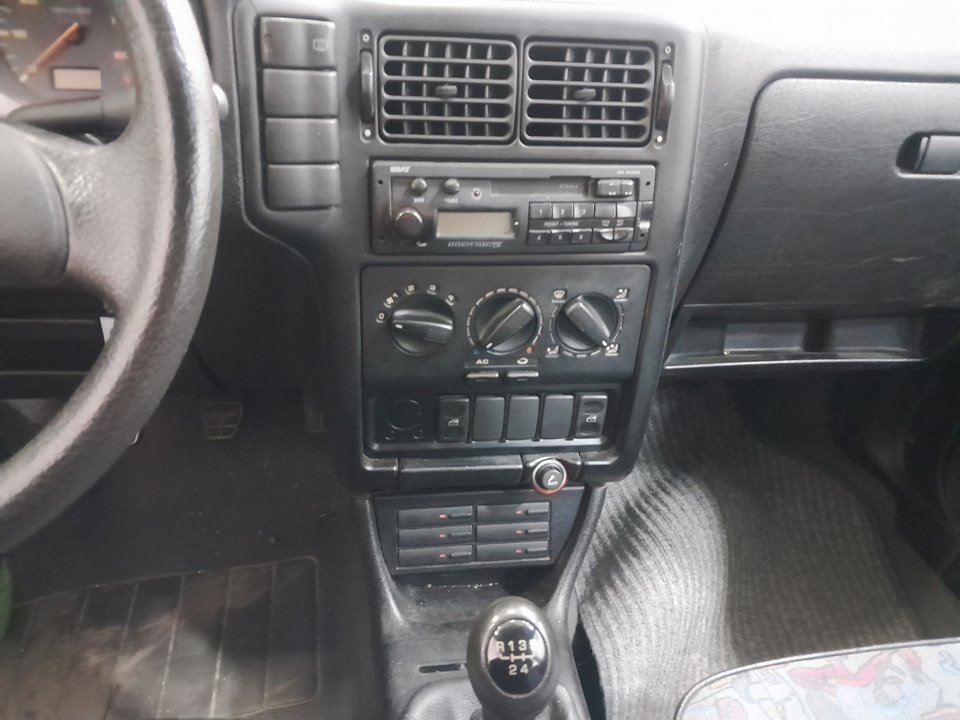 SEAT IBIZA (6K) Básico   |   10.96 - ...