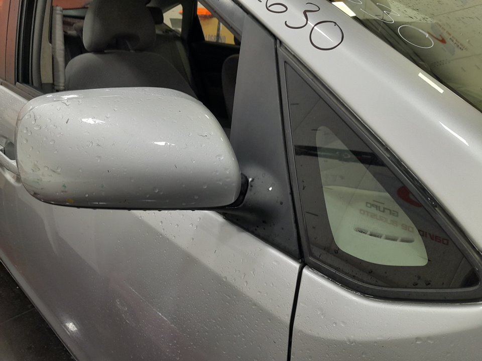 TOYOTA PRIUS (NHW20) Basis   |   11.03 - ... foto 4