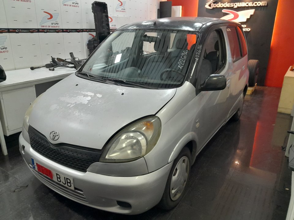 TOYOTA YARIS VERSO (NCP2/NLP2) 1.3 Linea Luna   |   07.99 - 12.03 foto 3
