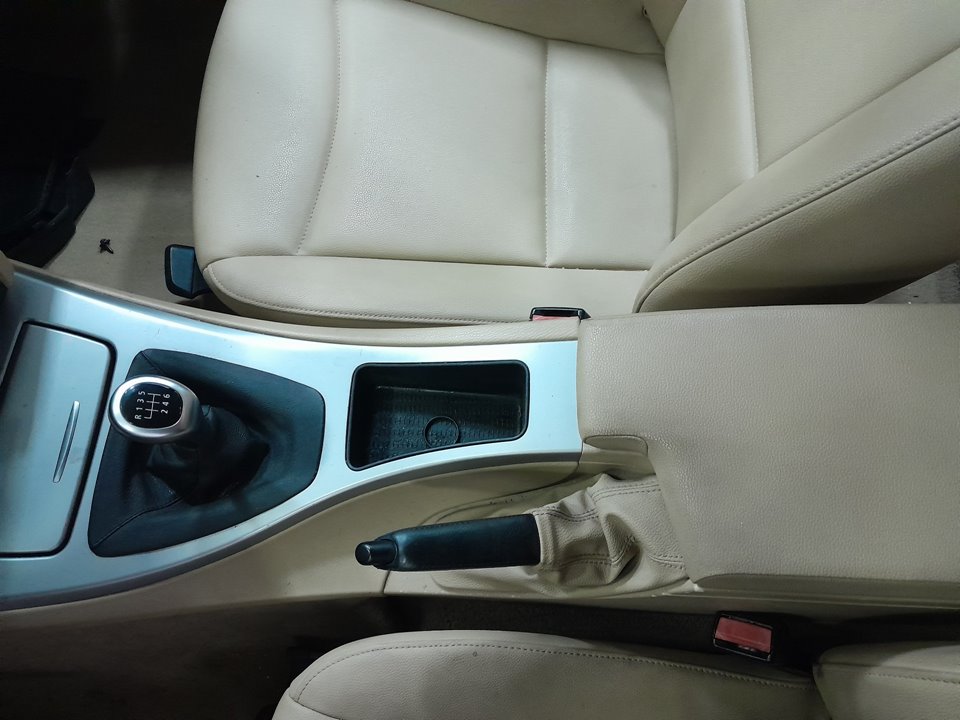BMW SERIE 3 BERLINA (E90) 318d   |   09.07 - 12.11