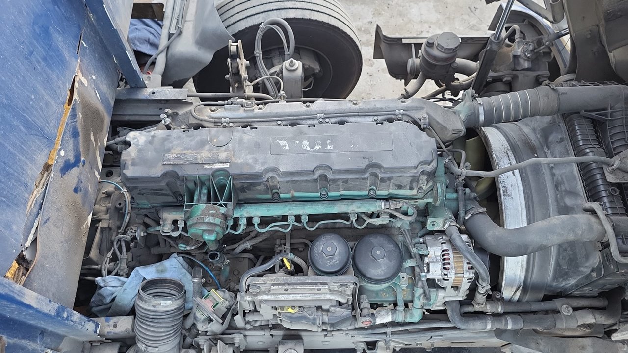 MOTOR COMPLETO VOLVO FL 7 FKI  Intercooler  177 KW  4X2 Corto   |   01.86 - ...