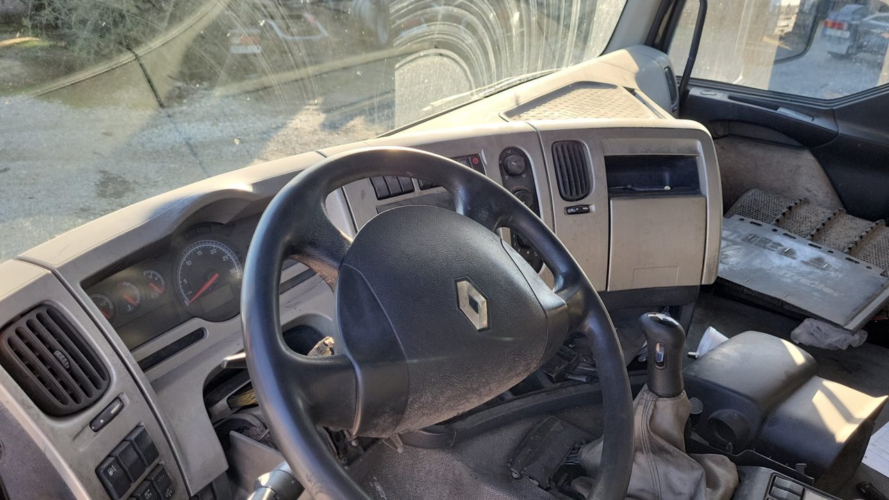 RENAULT PREMIUM ROUTE ->2006 Fas 4x2 Larga distancia   |   12.05 - 12.06 foto 3