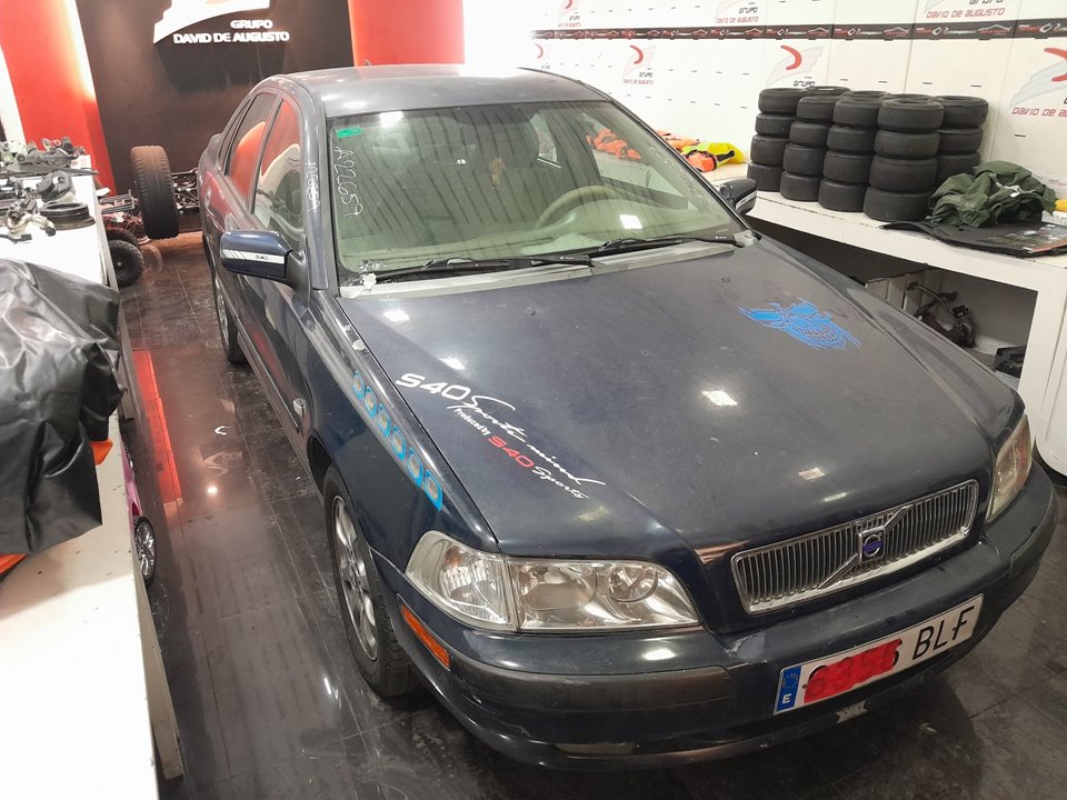 VOLVO S40 BERLINA (1995-2005) 1.9 D+ (85kW) foto 2