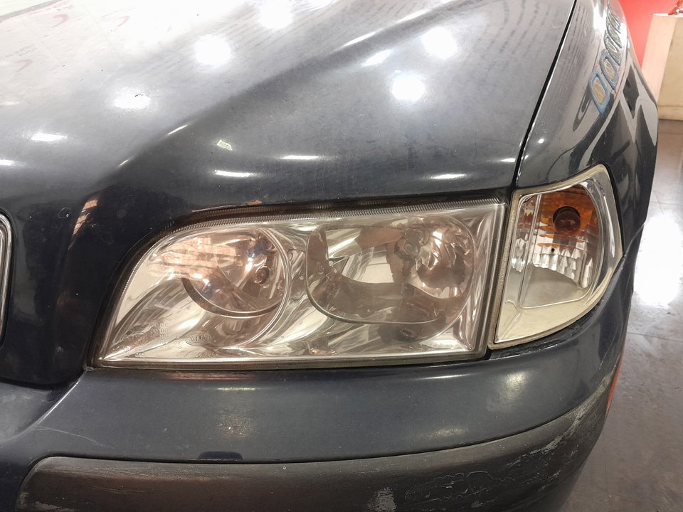 VOLVO S40 BERLINA (1995-2005) 1.9 D+ (85kW) foto 7