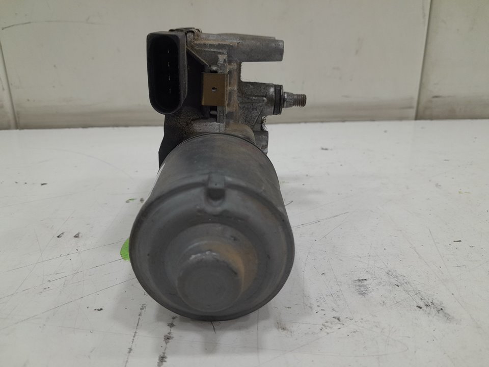 MOTOR LIMPIA DELANTERO foto 4