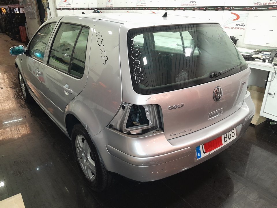 VOLKSWAGEN GOLF IV BERLINA (1J1) Highline   |   05.99 - 12.02 foto 7
