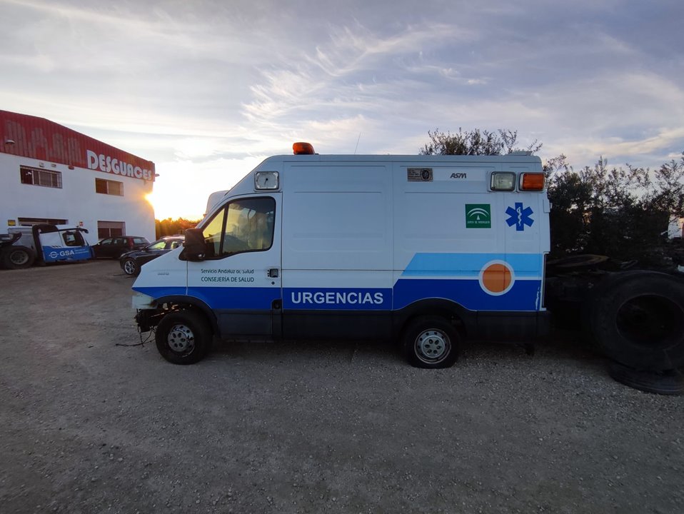 IVECO 35S12 MIXTO ADAPTABLE   |   01.04 - 12.12 foto 2