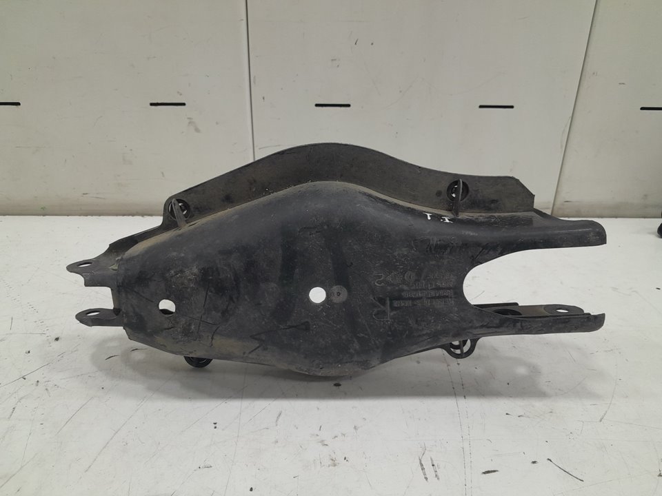SOPORTE BRAZO SUSPENSION TRASERO IZQUIERDO foto 4