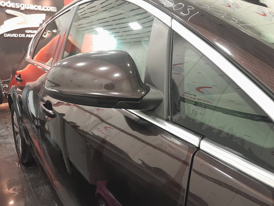 OPEL ASTRA J LIM. Excellence   |   11.11 - 12.14 foto 4
