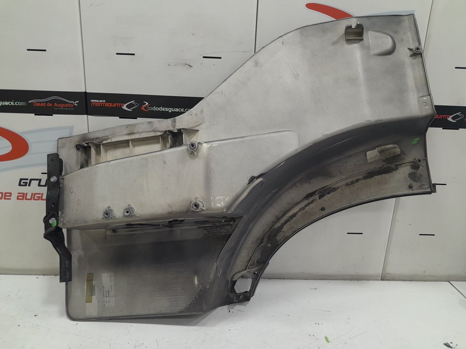 ESCALERA LATERAL MERCEDES-BENZ ACTROS BM 963.XXX 2-ACHSER 18XX 4x2 Sattelzugmaschine L BigSpace