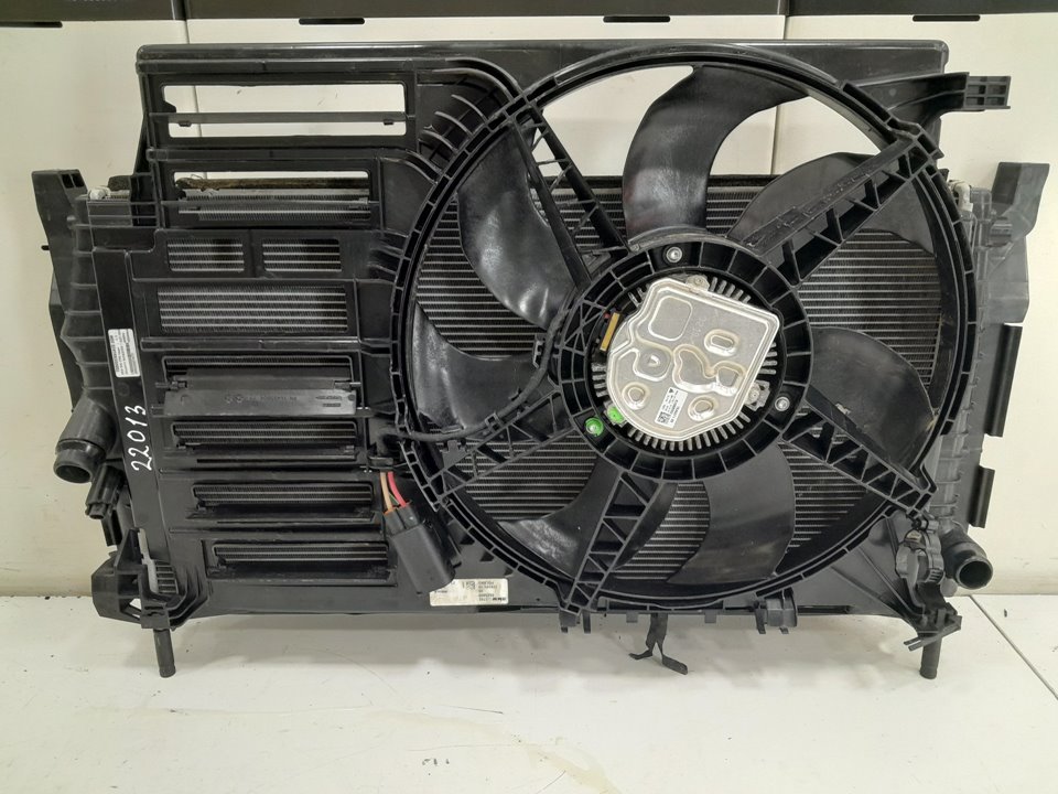 CONJUNTO RADIADORES Y ELECTROVENTILADOR foto 2