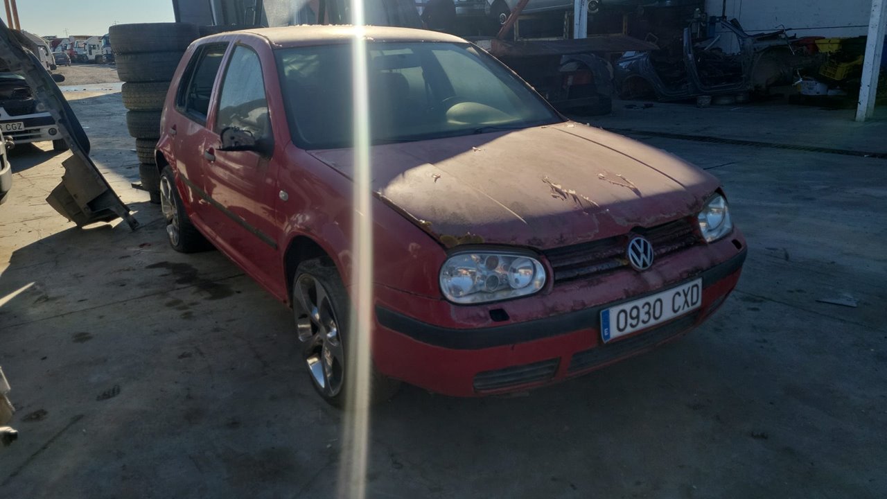 VOLKSWAGEN GOLF IV BERLINA (1J1) 25 Aniversario   |   09.00 - 12.00 foto 4