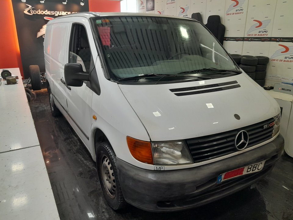 MERCEDES VITO (W638) COMBI 110 CDI    (638.194)   |   01.99 - 12.03 foto 2