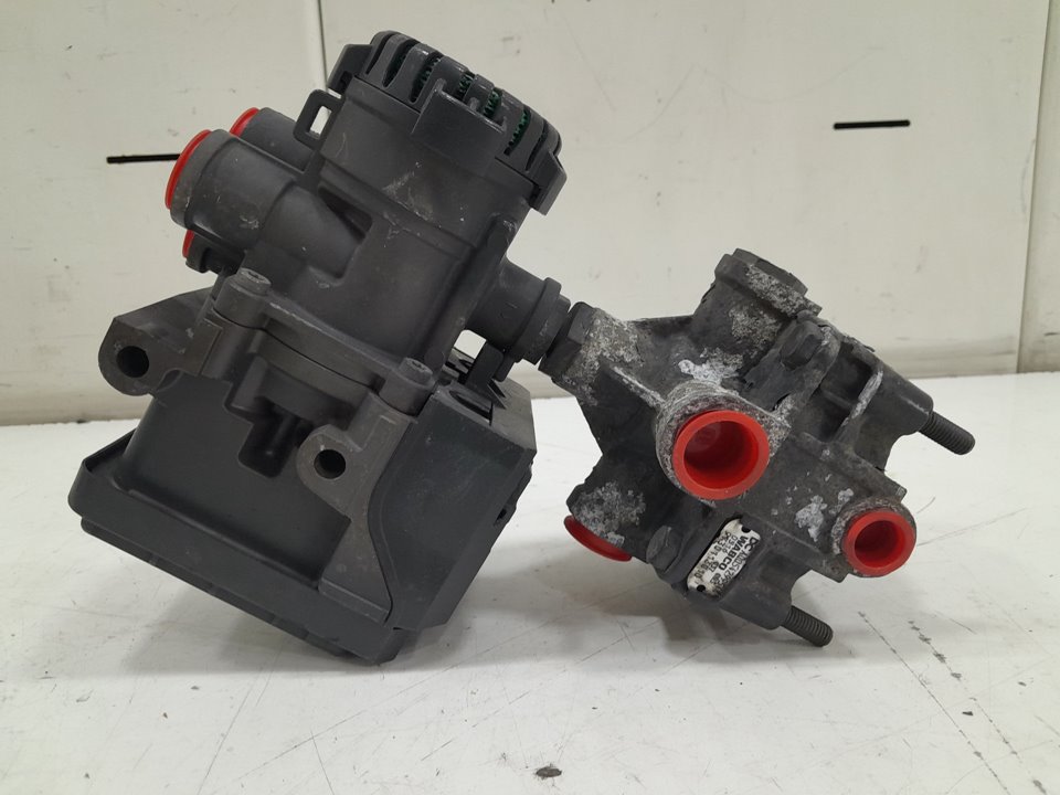 VALVULA MODULADORA EBS MERCEDES-BENZ ACTROS BM 963.XXX 2-ACHSER 18XX 4x2 Sattelzugmaschine L BigSpace