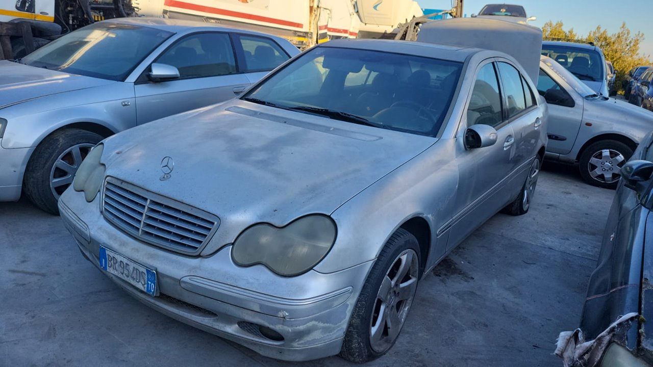 MERCEDES CLASE C (W203) BERLINA 220 CDI (LA) (203.008)   |   04.03 - 12.06 foto 7