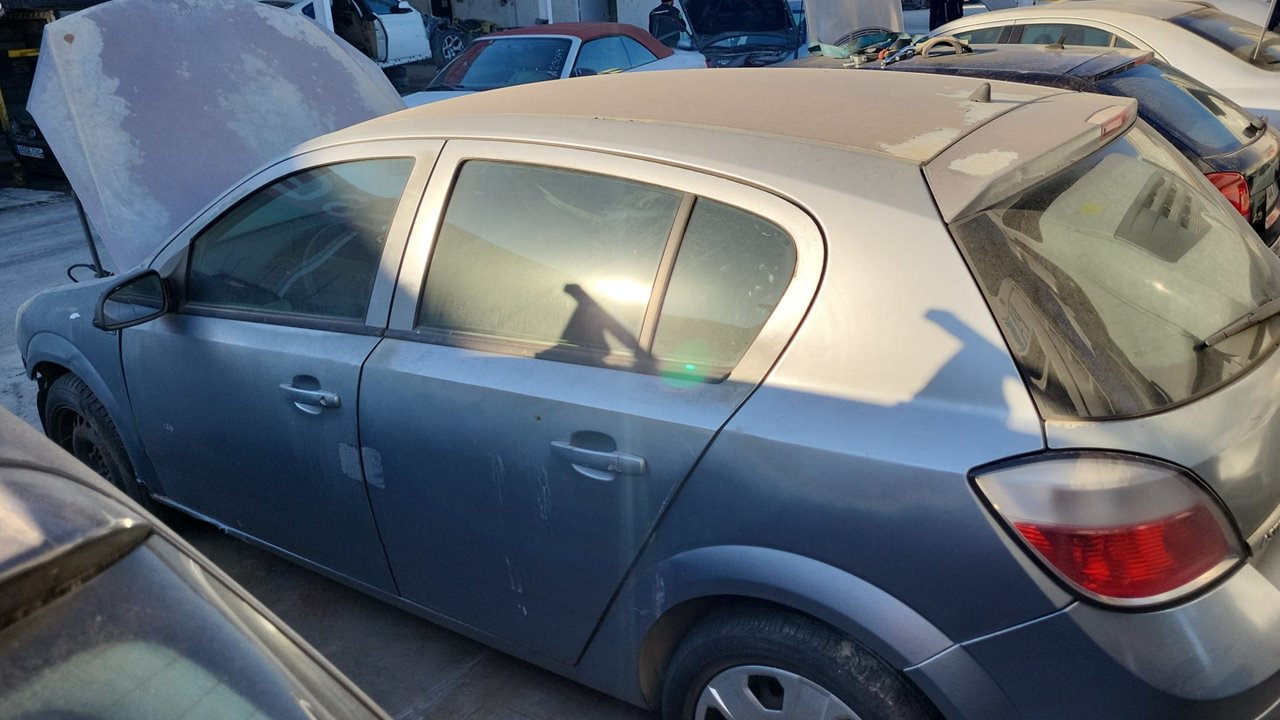 OPEL ASTRA H BERLINA *   |   0.04 - 0.07 foto 6