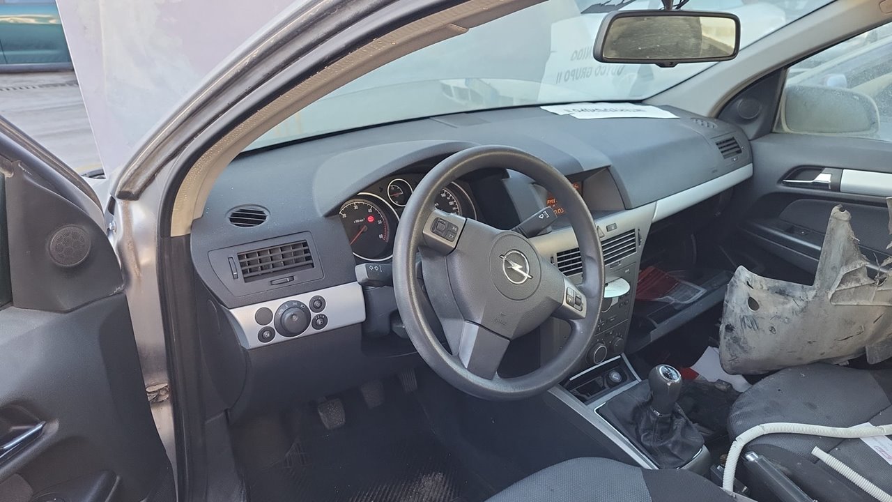 OPEL ASTRA H BERLINA *   |   0.04 - 0.07 foto 7