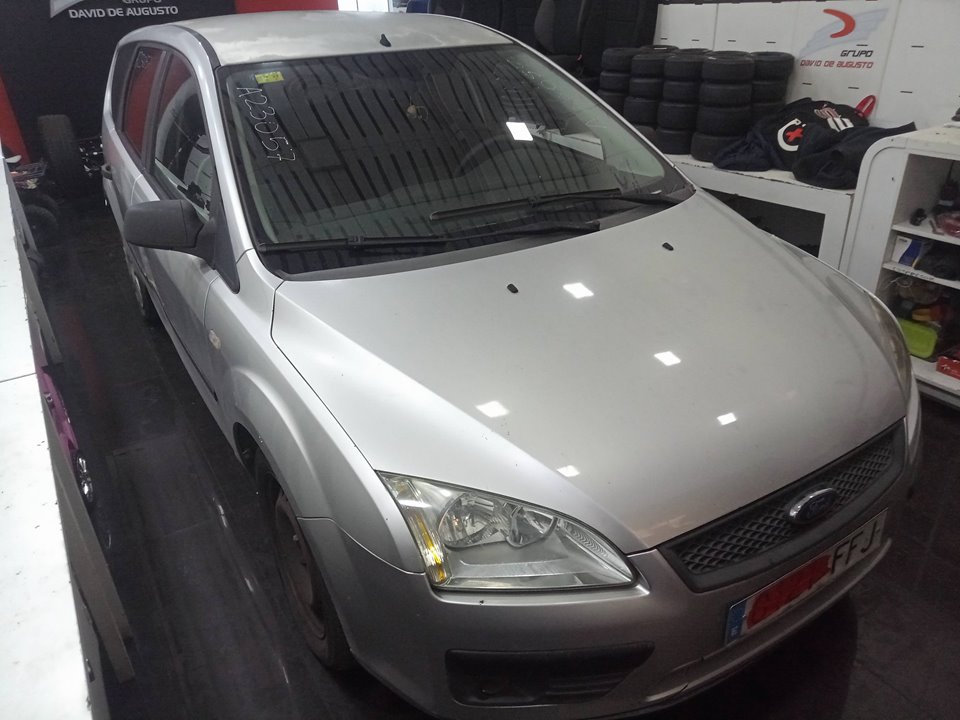 FORD FOCUS SPORTBREAK (CAP) Ghia   |   03.05 - 12.07 foto 5