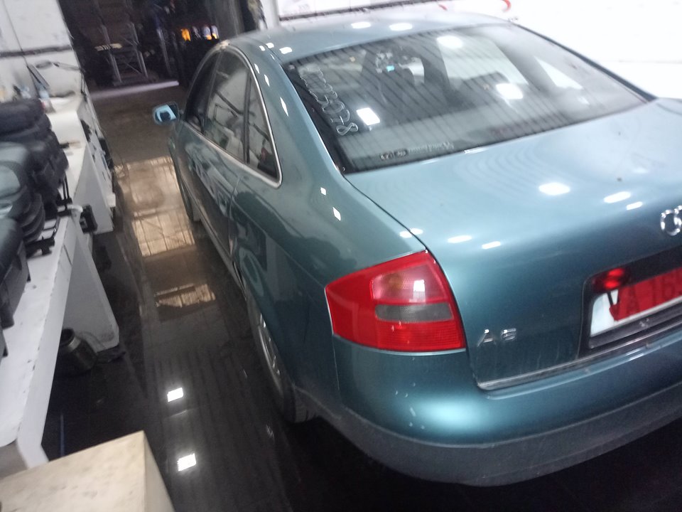 AUDI A6 BERLINA (4B2) 2.4 Quattro   |   04.97 - 12.01 foto 6