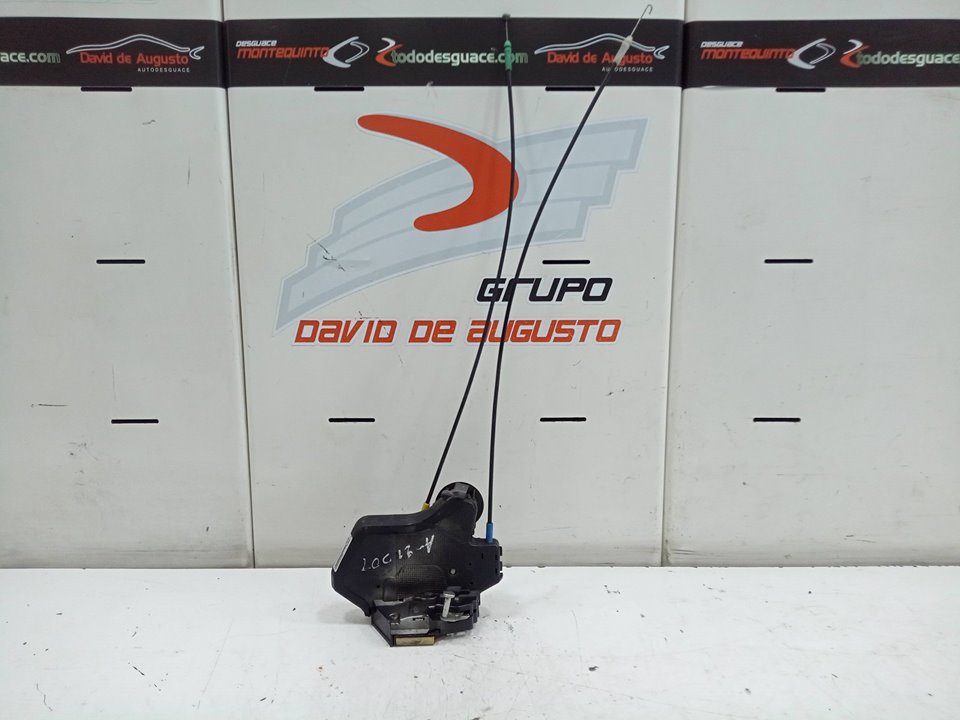 CERRADURA PUERTA LATERAL IZQUIERDA