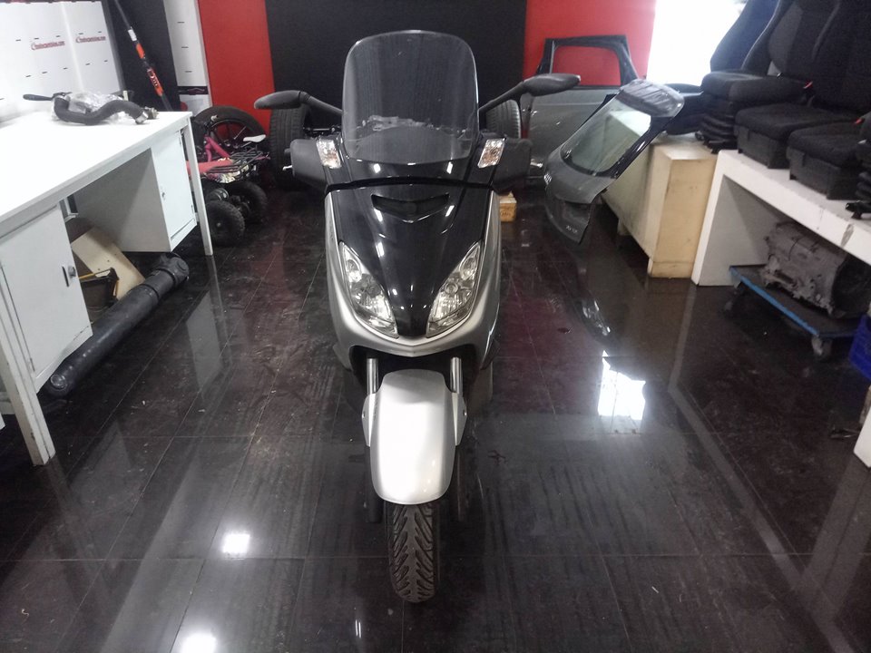 YAMAHA YP 250 MAJESTY *   |   0.96 - 0.08