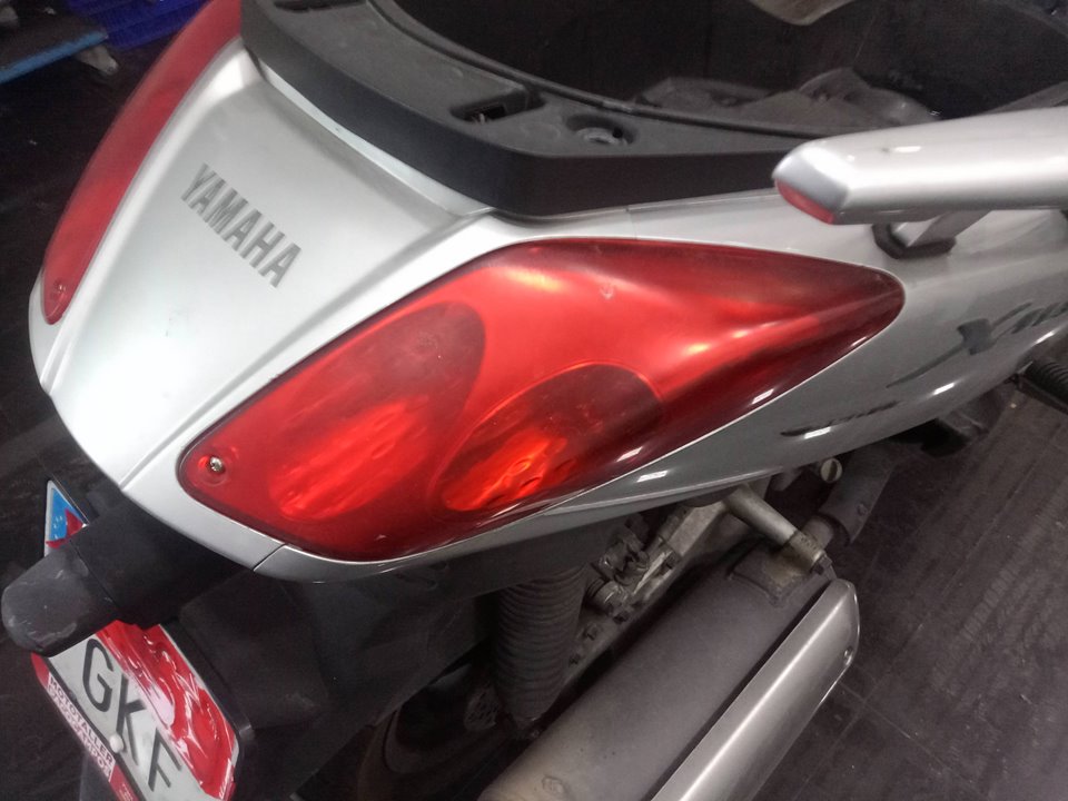 YAMAHA YP 250 MAJESTY *   |   0.96 - 0.08 foto 7