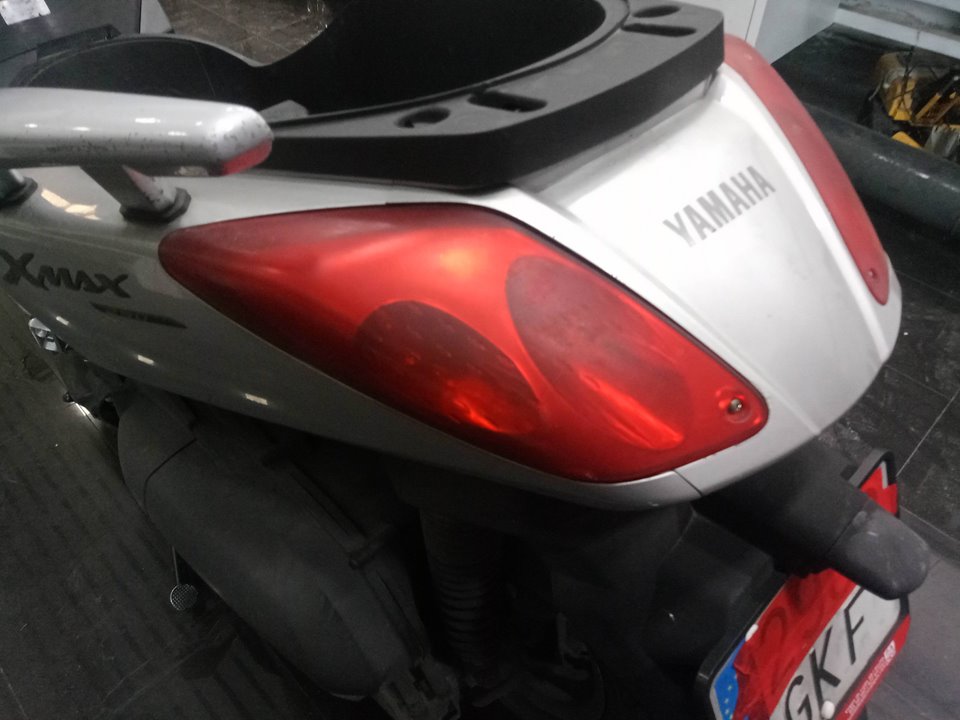 YAMAHA YP 250 MAJESTY *   |   0.96 - 0.08 foto 8
